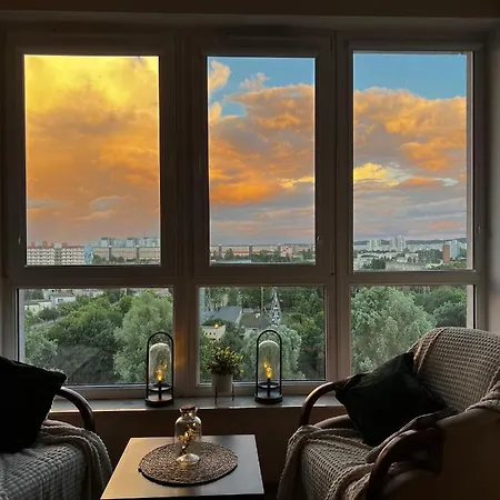 10th Floor With Panoramic View *